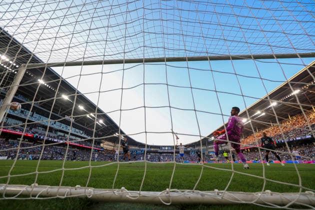 August 1, 2026, St. Paul, Minnesota, United States: The ball hits off the post behind Minnesota United FC goalkeeper DRAKE CALLENDER (12). Minnesota United hosted San Diego August 1st. The teams faced off at Allianz Field in St. Paul, Minnesota. The teams drew 1-1. St. Paul United States - ZUMAt166 20260801_zsp_t166_010 Copyright: xMichaelxTurnerx