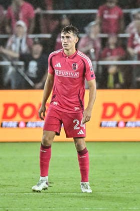 ST. LOUIS, MO - AUGUST 01: Daniel Edelman (24) of the St. Louis CITY SC during the MLS, Fussball Herren, USA regular season match where St. Louis CITY SC hosted Real Salt Lake on Saturday August 1st, 2026, at Energizer Park in St. Louis City, MO. (Photo by Rick Ulreich Icon Sportswire) SOCCER: AUG 01 MLS St. Louis CITY SC vs Real Salt Lake EDITORIAL USE ONLY Icon26080122