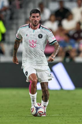 August 1, 2026, Miami, Florida, USA: RODRIGO DE PAUL (7) of Inter Miami CF controls a ball during a MLS, Fussball Herren, USA game between Inter Miami CF and Columbus Crew Miami USA - ZUMAa257 20260801_zsp_a257_010 Copyright: xChrisxArjoonx