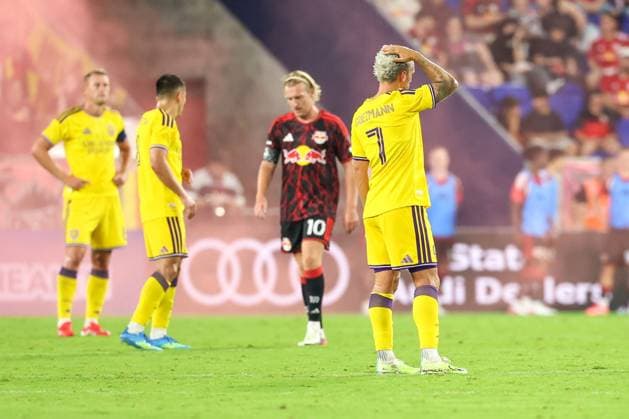 match between New York Red Bulls and Orlando for the MLS, Fussball Herren, USA Antoine Griezmann of Orlando during a match between the New York Red Bulls and Orlando City for the MLS (Major League Soccer) at the Sports Illustrated Stadium in Harrison, New Jersey, United States on the evening of Saturday, August 1, 2026. HARRISON sports illustrated stadium NJ UNITED STATES Copyright: xWILLIAMxVOLCOVx