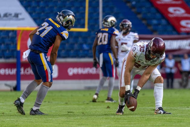 Lukas Wiesbrock (Rhein Fire, 32) faengt den Ball, GER Rhein Fire vs. Alpine Rams, American Football, AFLE, Saison 2026, 01.08.2026 GER Rhein Fire vs. Alpine Rams, American Football, AFLE, Saison 2026, 01.08.2026 Duisburg *** Lukas Wiesbrock of Rhein Fire, 32, catches the ball, GER Rhein Fire vs. Alpine Rams, American Football, AFLE, 2026 Season, August 1, 2026 GER Rhein Fire vs. Alpine Rams, American Football, AFLE, 2026 Season, August 1, 2026, Duisburg Copyright: xEibner-Pressefoto FabianxFriesex EP_FFE