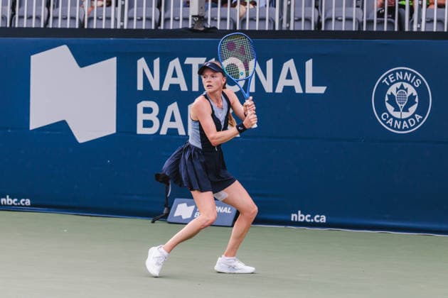 August 1, 2026, Toronto, Ontario, Canada: HARRIET DART of United Kingdom is seen in action against SLOANE STEPHENS of United States of America during a women s singles qualifying match at the 2026 National Bank Open at Sobeys Stadium in Toronto, Ontario. Toronto Canada - ZUMAt160 20260801_zip_t160_052 Copyright: xMathewxTsangx
