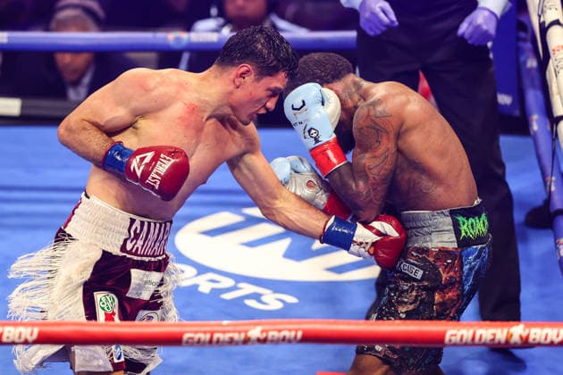 August 01, 2026: (L-R) William Zepeda punches Lamont Roach Jr. during their WBC Lightweight title fight inside The Theater at the Virgin Hotels on August 1, 2026 in Las Vegas, NV. CSM. Las Vegas United States of America - ZUMAc04_ 20260801_zma_c04_264 Copyright: xChristopherxTrimx