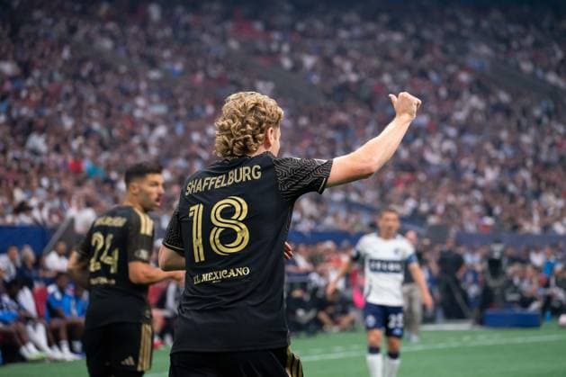 VANCOUVER, CANADA - AUGUST 1: Jacob Shaffelburg of Los Angeles FC gives a thumbs up during the Major League Soccer match between Vancouver Whitecaps FC and Los Angeles at BC Place Stadium on August 1, 2026 in Vancouver, British Columbia, Canada.  Copyright: xAmyxElle SPPx Sportspressphoto_SPR199347