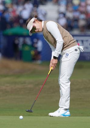 Golf: Women s British Open Chisato Iwai of Japan hits a putt on the first hole during the third round of the Women s British Open golf tournament on Aug. 1, 2026, at Royal Lytham &amp; St Annes Golf Club in Lytham St Annes, England.  A14AA0005624761P