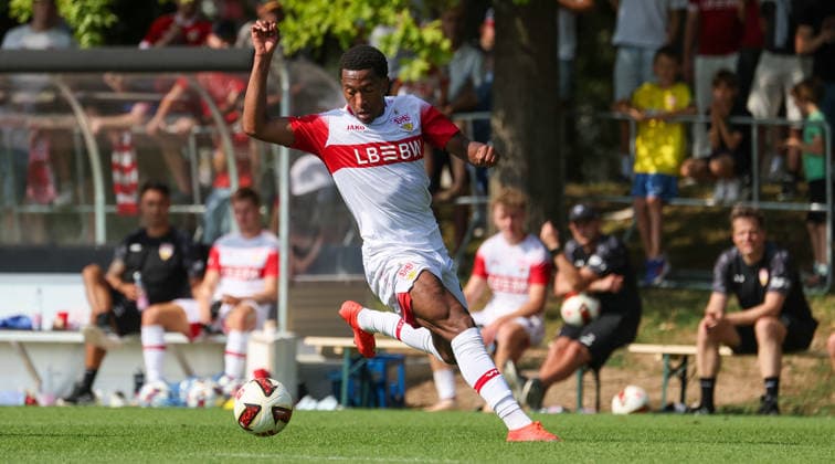2026.08.01, Deutschland, Stuttgart, Fußball VfB Stuttgart vs. Paris FC, Yarzinho Malanga (VfB) *** August 1, 2026, Germany, Stuttgart, Soccer: VfB Stuttgart vs. Paris FC, Yarzinho Malanga (VfB)
