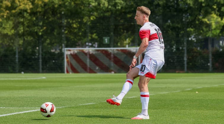 2026.08.01, Deutschland, Stuttgart, Fußball VfB Stuttgart vs. Paris FC, Chris Führich (VfB) *** August 1, 2026, Germany, Stuttgart, Soccer: VfB Stuttgart vs. Paris FC, Chris Führich (VfB)