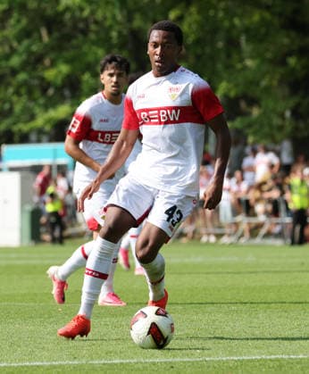 2026.08.01, Deutschland, Stuttgart, Fußball VfB Stuttgart vs. Paris FC, Jarzinho Malangha (VfB) *** August 1, 2026, Germany, Stuttgart, Soccer: VfB Stuttgart vs. Paris FC, Jarzinho Malangha (VfB)
