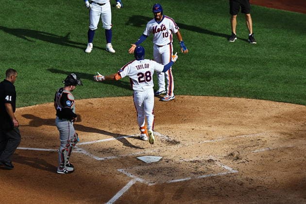 MLB, Baseball Herren, USA Miami Marlins Vs. New York Mets New York Mets player Tyrone Taylor 28 hits a home run during the second inning of a baseball game against the Miami Marlins at Citi Field in Flushing, New York, on August 1, 2026. Flushing N.Y. United States  Copyright: xGordonxDonovanx originalFilename:donovan-mlbmiami260801_npl4a.jpg
