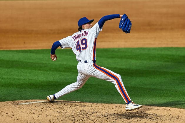 MLB, Baseball Herren, USA Miami Marlins Vs. New York Mets New York Mets starting pitcher Zach Thornton, number 49, throws during the fourth inning of a baseball game against the Miami Marlins at Citi Field in Flushing, New York, on August 1, 2026. Flushing N.Y. United States  Copyright: xGordonxDonovanx originalFilename:donovan-mlbmiami260801_np2io.jpg