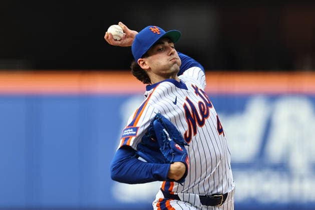 MLB, Baseball Herren, USA Miami Marlins Vs. New York Mets New York Mets starting pitcher Zach Thornton, number 49, throws during the fifth inning of a baseball game against the Miami Marlins at Citi Field in Flushing, New York, on August 1, 2026. Flushing N.Y. United States  Copyright: xGordonxDonovanx originalFilename:donovan-mlbmiami260801_np2OV.jpg