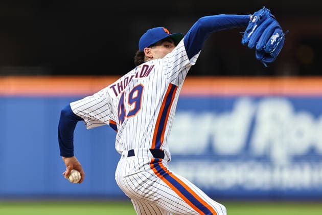 MLB, Baseball Herren, USA Miami Marlins Vs. New York Mets New York Mets starting pitcher Zach Thornton, number 49, throws during the fifth inning of a baseball game against the Miami Marlins at Citi Field in Flushing, New York, on August 1, 2026. Flushing N.Y. United States  Copyright: xGordonxDonovanx originalFilename:donovan-mlbmiami260801_npMSw.jpg
