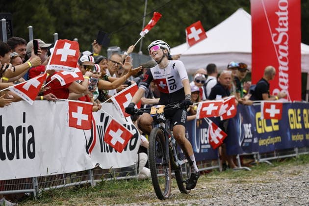 02.08.2026, Monteceneri, Monte Ceneri, 2026 UEC MTB European Championship, EM, Europameisterschaft XCO Women U23 s Final (cross country olympic) Anina Hutter 7 (SUI) celebrating her solo victory at the finish line of the Women s U23 cross country olympic European championship Monteceneri Monte Ceneri Ticino Switzerland *** August 2, 2026, Monteceneri, Monte Ceneri, 2026 UEC MTB European Championship XCO Women’s U23 Final, Cross-Country Olympic: Anina Hutter (7 SUI) celebrating her solo victory at the finish line of the Women’s U23 Cross-Country Olympic European Championship in Monteceneri, Monte Ceneri, Ticino, Switzerland Copyright: xJustPictures.ch FrancescoxMinghettix jp-en-FrMi-_NG_0933