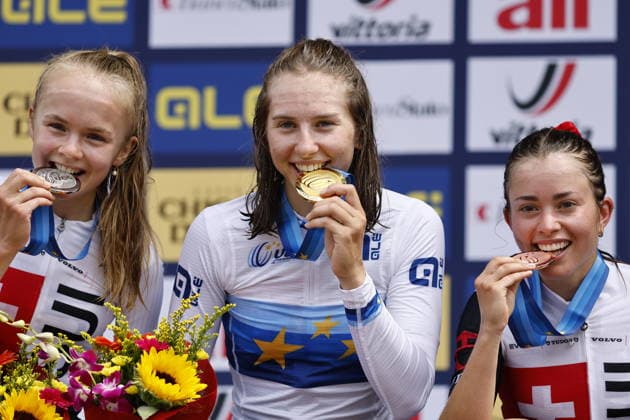 02.08.2026, Monteceneri, Monte Ceneri, 2026 UEC MTB European Championship, EM, Europameisterschaft XCO Women U23 s Final (cross country olympic) Fiona Schibler 2 (SUI) 2nd place and silver medal, Anina Hutter 7 (SUI) 1st place, European Champion and gold medal and Elina Benoit 8 (SUI) 3rd place and bronze medal Monteceneri Monte Ceneri Ticino Switzerland *** August 2, 2026, Monteceneri, Monte Ceneri, 2026 UEC MTB European Championship XCO Women U23 Final, Cross-Country Olympic: Fiona Schibler (2 SUI) took 2nd place and the silver medal, Anina Hutter 7 SUI 1st place, European Champion, and gold medal; and Elina Benoit 8 SUI 3rd place and bronze medal; Monteceneri, Monte Ceneri, Ticino, Switzerland Copyright: xJustPictures.ch FrancescoxMinghettix jp-en-FrMi-_NG_1320