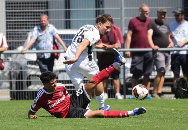 02.08.2026 - Fussball - Saison 2026 2027 - Testspiel Freundschaftsspiel Vorbereitungsspiel: 1. FC Nürnberg Nuernberg FCN ( Club ) - FSV Frankfurt - Sportfoto Zink DaMa - xdaxmax - Can Yahya Moustfa (28, 1. FC Nürnberg FCN ) Nick Doktorczyk (15, FSV Frankfurt ) *** August 2, 2026 Soccer Season 2026–2027 Exhibition Match Friendly Match Preseason Match 1 FC Nuremberg Nuremberg FCN Club FSV Frankfurt Sports Photo Zink DaMa xdaxmax Can Yahya Moustfa 28, 1 FC Nuremberg FCN Nick Doktorczyk 15, FSV Frankfurt