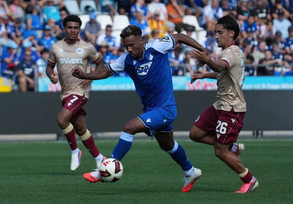 Testspiel, TSG Hoffenheim vs Karlsruher SC 01.08.2024, Dietmar-Hopp-Stadion, Hoffenheim, Testspiel, TSG Hoffenheim vs Karlsruher SC , Bambase Conte (Hoffenheim), Danyal Zor (Karlsruhe) Hoffenheim Dietmar-Hopp-Stadion Baden-Wuerttemberg Deutschland *** Friendly Match, TSG Hoffenheim vs. Karlsruher SC, August 1, 2024, Dietmar Hopp Stadium, Hoffenheim, Friendly Match, TSG Hoffenheim vs. Karlsruher SC, Bambase Conte (Hoffenheim), Danyal Zor (Karlsruhe), Hoffenheim, Dietmar Hopp Stadium, Baden-Württemberg, Germany Copyright: xNordphotox xBraticx