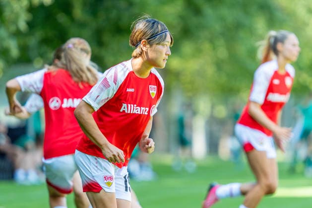 Testspiel: VfB Stuttgart vs. SpVgg Greuther Fürth; 02.08.2026 Stuttgart, GERMANY - 02. August 2026: Yuka Hirano (VfB Stuttgart, 19) während dem Testspiel zwischen dem VfB Stuttgart und dem SpVgg Greuther Fürth auf dem Sportgelände des Clubzentrum des VfB Stuttgart. *** Friendly Match: VfB Stuttgart vs. SpVgg Greuther Fürth, August 2, 2026, Stuttgart, GERMANY August 2, 2026 Yuka Hirano, VfB Stuttgart, age 19, during the friendly match between VfB Stuttgart and SpVgg Greuther Fürth at the sports complex of the VfB Stuttgart Club Center Copyright: xBEAUTIFULxSPORTS Steinx