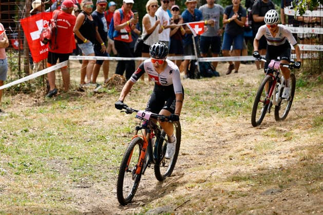 02.08.2026, Monteceneri, Monte Ceneri, 2026 UEC MTB European Championship, EM, Europameisterschaft XCO Women Elite s Final (cross country olympic) Ronja Blöchinger 6 (SUI) and Jenny Rissveds 1 (SWE) Monteceneri Monte Ceneri Ticino Switzerland *** August 2, 2026, Monteceneri, Monte Ceneri, 2026 UEC MTB European Championship XCO Women s Elite Final, Cross-Country Olympic: Ronja Blöchinger (6, SUI) and Jenny Rissveds (1, SWE), Monteceneri, Monte Ceneri, Ticino, Switzerland Copyright: xJustPictures.ch FrancescoxMinghettix jp-en-FrMi-_NG_1505