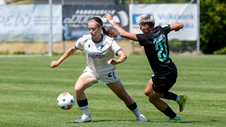 v.li.: Vivien Victoria Thomann (TSG II, 21), Aneta Polaskova (Viktoria, 27), Zweikampf, Spielszene, Duell, duel, tackle, tackling, Dynamik, Action, Aktion, 02.08.2026, St. Leon-Rot (Deutschland), Fussball, 2. Frauen-Bundesliga, TSG 1899 Hoffenheim U20 - FC Viktoria Berlin, DFB DFL REGULATIONS PROHIBIT ANY USE OF PHOTOGRAPHS AS IMAGE SEQUENCES AND OR QUASI-VIDEO. *** v li Vivien Victoria Thomann TSG II, 21, Aneta Polaskova Viktoria, 27, tackle, game scene, duel, duel, tackle, tackling, dynamics, action, 02 08 2026, St. Leon-Rot, Germany, soccer, Women’s Bundesliga 2, TSG 1899 Hoffenheim U20 vs. FC Viktoria Berlin, DFB and DFL regulations prohibit any use of photographs as image sequences and or quasi-video xozx