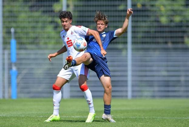 VfL Bochum U19 - 1. FC Köln U19 ** NUR FÜR REDAKTIONELLE ZWECKE ** EDITORIAL USE ONLY **<p>Fußball DFB-Pokal A-Junioren 1. Runde: VfL Bochum U19 - 1. FC Köln U19 am 02.08.2026 am Nachwuchszentrum Hiltroper Straße in Bochum Milian Eggers ( 1. FC Köln U19 ), links - Gianluca Reschke ( VfL Bochum U19 ), rechts Deutschland Nordrhein-Westfalen Bochum Copyright: ThorstenxTillmann *** VfL Bochum U19 vs. 1. FC Köln U19 ** FOR EDITORIAL USE ONLY ** EDITORIAL USE ONLY ** p Soccer DFB Cup A Juniors 1st Round VfL Bochum U19 vs. 1 FC Köln U19 on August 2, 2026, at the Youth Training Center on Hiltroper Straße in Bochum Milian Eggers, 1 FC Köln U19, on the left, Gianluca Reschke, VfL Bochum U19; on the right, Germany, North Rhine-Westphalia, Bochum. Copyright ThorstenxTillmann Copyright: ThorstenxTillmann doc86zfcbc0foxeizf9i74 ,EDITORIAL USE ONLY