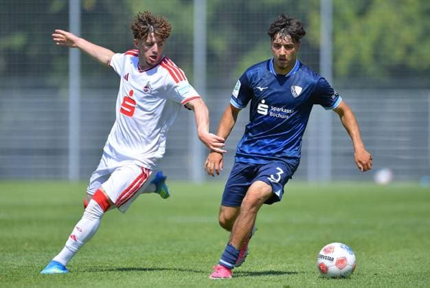 VfL Bochum U19 - 1. FC Köln U19 ** NUR FÜR REDAKTIONELLE ZWECKE ** EDITORIAL USE ONLY **<p>Fußball DFB-Pokal A-Junioren 1. Runde: VfL Bochum U19 - 1. FC Köln U19 am 02.08.2026 am Nachwuchszentrum Hiltroper Straße in Bochum Jan Colles ( 1. FC Köln U19 ), links - Elia-Giona Salamone( VfL Bochum U19 ), rechts Deutschland Nordrhein-Westfalen Bochum Copyright: ThorstenxTillmann *** VfL Bochum U19 vs. 1. FC Köln U19 ** FOR EDITORIAL USE ONLY ** EDITORIAL USE ONLY ** p Soccer DFB Cup A Juniors 1st Round VfL Bochum U19 vs. 1. FC Köln U19 on August 2, 2026, at the Hiltroper Straße Youth Academy in Bochum Jan Colles 1. FC Köln U19, on the left: Elia Giona Salamone, VfL Bochum U19; on the right: Germany, North Rhine-Westphalia, Bochum. Copyright ThorstenxTillmann Copyright: ThorstenxTillmann doc86zfcbo33rorrg1jiao ,EDITORIAL USE ONLY