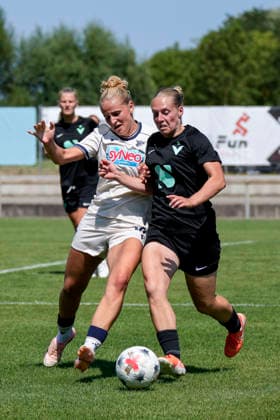 v.li.: Jule Krips (TSG II, 10), Sarah Stöckmann (Viktoria, 22), Zweikampf, Spielszene, Duell, duel, tackle, tackling, Dynamik, Action, Aktion, 02.08.2026, St. Leon-Rot (Deutschland), Fussball, 2. Frauen-Bundesliga, TSG 1899 Hoffenheim U20 - FC Viktoria Berlin, DFB DFL REGULATIONS PROHIBIT ANY USE OF PHOTOGRAPHS AS IMAGE SEQUENCES AND OR QUASI-VIDEO. *** v li Jule Krips TSG II, 10, Sarah Stöckmann Viktoria, 22, tackle, game scene, duel, tackle, tackling, dynamics, action, 02 08 2026, St. Leon-Rot, Germany, soccer, Women’s Bundesliga 2, TSG 1899 Hoffenheim U20 vs. FC Viktoria Berlin, DFB and DFL regulations prohibit any use of photographs as image sequences and or quasi-video xozx