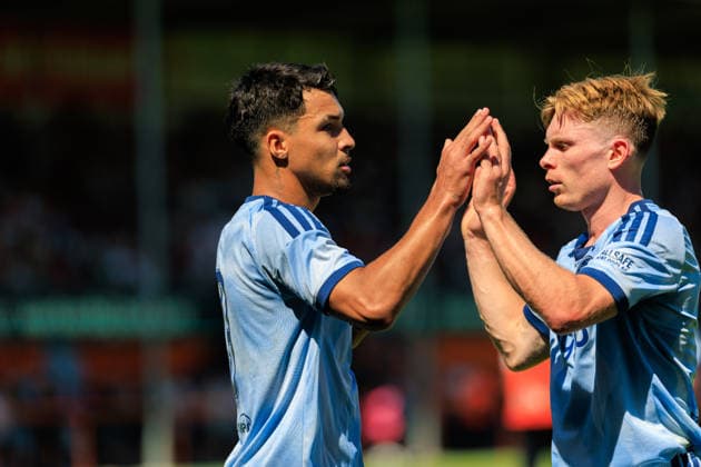 FC Volendam v AFC Ajax - Pre Season Friendly VOLENDAM, NETHERLANDS - AUGUST 2: Oliver Edvardsen and Marcos Leonardo of AFC Ajax during the Pre Season Friendly match between FC Volendam and AFC Ajax at Kras Stadion on August 2, 2026 in Volendam, Netherlands. Volendam Kras Stadion Netherlands Content not available for redistribution in The Netherlands directly or indirectly through any third parties. Copyright: xMarcelxvanxPlateringenx