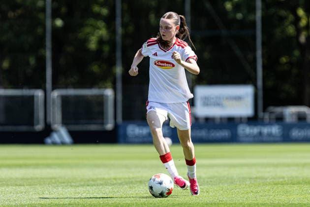 2.Frauen-Bundesliga: FC Köln Frauen II - SC Sand; 02.08.2026 Paula Hofmann (1. FC Köln Frauen, 4) 2.Frauen-Bundesliga: FC Köln Frauen II - SC Sand; Geißbockheim, Köln; 02.08.2026 DFL regulations prohibit any use of photographs as image sequences and or quasi video. *** Women s Bundesliga 2: FC Cologne Women II vs. SC Sand, August 2, 2026, Paula Hofmann, 1 FC Cologne Women, 4 Women s Bundesliga 2: FC Cologne Women II vs. SC Sand, Geißbockheim, Cologne, August 2, 2026. DFL regulations prohibit any use of photographs as image sequences and or quasi-video. Copyright: xBEAUTIFULxSPORTS Buriakovx