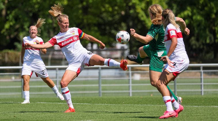 2026.08.02, Deutschland, Stuttgart, Fußball VfB Stuttgart Frauen vs. Spvgg Greuther Fürth, Maximiliane Rall (VfB, vorn links) *** August 2, 2026, Germany, Stuttgart, Soccer: VfB Stuttgart Women vs. Spvgg Greuther Fürth, Maximiliane Rall (VfB), front left