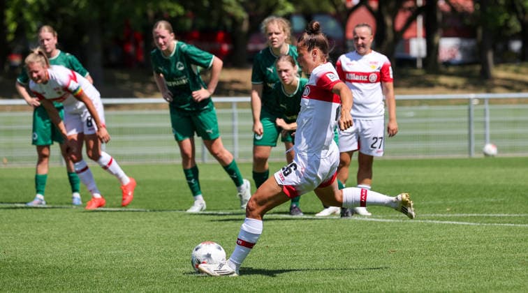 2026.08.02, Deutschland, Stuttgart, Fußball VfB Stuttgart Frauen vs. Spvgg Greuther Fürth, Tor zum 4:0 durch Torschützin Nicole Billa (VfB) *** August 2, 2026, Germany, Stuttgart, Soccer: VfB Stuttgart Women vs. Spvgg Greuther Fürth, Goal to make it 4–0 by VfB s Nicole Billa