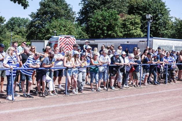 Fussball, 3.Liga Saison 2026 2027 schauinsland reisen Familientag beimMSV Duisburg 02.08.2026, Trainingsgelände MSV Duisburg Fans MSV Duisburg Duisburg Trainingsgelände MSV Duisburg Nordrhein-Westfalen Deutschland *** Sports, Soccer, 3rd Division 2026–2027 Season, Schauinsland Travel, Family Day at MSV Duisburg, August 2, 2026, MSV Duisburg Training Facility, MSV Duisburg Fans, Duisburg, MSV Duisburg Training Facility, North Rhine-Westphalia, Germany