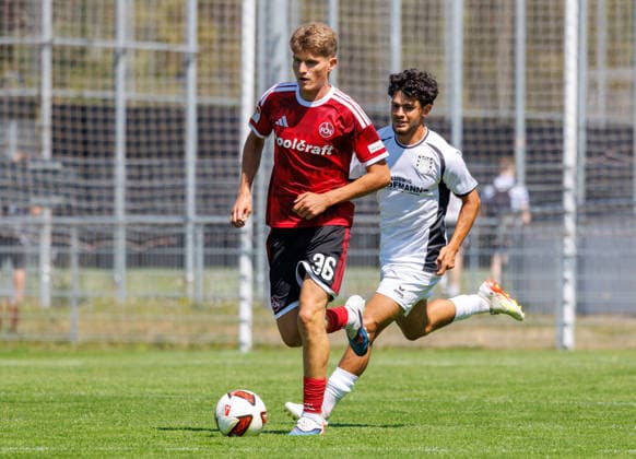 02.08.2026 - Fussball - Saison 2026 2027 - Testspiel Freundschaftsspiel Vorbereitungsspiel: 1. FC Nürnberg Nuernberg FCN ( Club ) - FSV Frankfurt - Sportfoto Zink DaMa - xdaxmax - Kristian Mandic (36, 1. FC Nürnberg FCN ) Elias Adam Breir (6, FSV Frankfurt ) *** August 2, 2026 Soccer Season 2026–2027 Exhibition Match Friendly Match Preseason Match 1 FC Nuremberg Nuremberg FCN Club FSV Frankfurt Sports Photo Zink DaMa xdaxmax Kristian Mandic 36, 1 FC Nuremberg FCN Elias Adam Breir 6, FSV Frankfurt