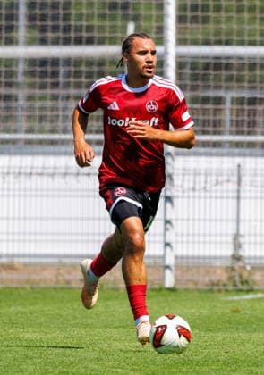 02.08.2026 - Fussball - Saison 2026 2027 - Testspiel Freundschaftsspiel Vorbereitungsspiel: 1. FC Nürnberg Nuernberg FCN ( Club ) - FSV Frankfurt - Sportfoto Zink DaMa - xdaxmax - Rafael Lubach (18, 1. FC Nürnberg FCN ) - Freisteller Einzelbild *** August 2, 2026 Soccer Season 2026–2027 Exhibition Match Friendly Match Preseason Match 1 FC Nürnberg Nuremberg FCN Club FSV Frankfurt Sports Photo Zink DaMa xdaxmax Rafael Lubach 18, 1 FC Nuremberg FCN Cutout Single Image
