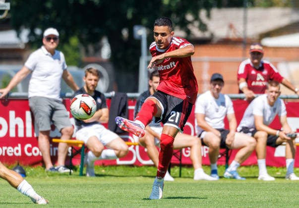 02.08.2026 - Fussball - Saison 2026 2027 - Testspiel Freundschaftsspiel Vorbereitungsspiel: 1. FC Nürnberg Nuernberg FCN ( Club ) - FSV Frankfurt - Sportfoto Zink DaMa - xdaxmax - Ioannis Masouras (21, 1. FC Nürnberg FCN ) flankt Flanke *** August 2, 2026 Soccer Season 2026–2027 Exhibition Match Friendly Match Preseason Match 1 FC Nuremberg Nuremberg FCN Club FSV Frankfurt Sports Photo Zink DaMa xdaxmax Ioannis Masouras 21, 1 FC Nuremberg FCN crosses Cross