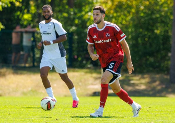 02.08.2026 - Fussball - Saison 2026 2027 - Testspiel Freundschaftsspiel Vorbereitungsspiel: 1. FC Nürnberg Nuernberg FCN ( Club ) - FSV Frankfurt - Sportfoto Zink DaMa - xdaxmax - Styopa Mkrtchyan (5, 1. FC Nürnberg FCN ) *** August 2, 2026 Soccer Season 2026–2027 Exhibition Match Friendly Match Preseason Match 1 FC Nuremberg Nuremberg FCN Club FSV Frankfurt Sports Photo Zink DaMa xdaxmax Styopa Mkrtchyan 5, 1 FC Nuremberg FCN