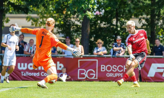 02.08.2026 - Fussball - Saison 2026 2027 - Testspiel Freundschaftsspiel Vorbereitungsspiel: 1. FC Nürnberg Nuernberg FCN ( Club ) - FSV Frankfurt - Sportfoto Zink DaMa - xdaxmax - Tor Treffer Torschuß zum 1:3 - Torschütze Sigurd Haugen ( 9, 1. FC Nürnberg FCN ) gg Lucas Becker (1, FSV Frankfurt ) *** August 2, 2026 Soccer Season 2026–2027 Exhibition Match Friendly Match Preseason Match 1. FC Nürnberg Nuremberg FCN Club FSV Frankfurt Sports Photo Zink DaMa xdaxmax Goal Shot on Goal for 1–3 Goal Scorer Sigurd Haugen 9, 1 FC Nuremberg FCN vs. Lucas Becker 1, FSV Frankfurt