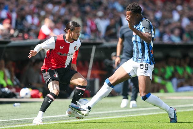 2026-08-02 Feyenoord v Atalanta Bergamo - Pre Season Friendly ROTTERDAM, NETHERLANDS - AUGUST 2: Anis Hadj Moussa of Feyenoord is challenged by Honest Ahanor of Atalanta Bergamo during the Pre Season Friendly match between Feyenoord and Atalanta Bergamo at Stadion Feijenoord on August 2, 2026 in Rotterdam, Netherlands. Rotterdam Stadion Feijenoord Netherlands Content not available for redistribution in The Netherlands directly or indirectly through any third parties. Copyright: xHansxvanxderxValkx