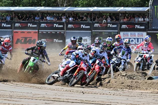 Riders pictured at the start of the motocross MXGP Grand Prix Flanders, race 14 20 of the FIM Motocross World Championship, WM, Weltmeisterschaft Sunday, August 2, 2026, in Lommel. JILLxDELSAUX  x182611043x
