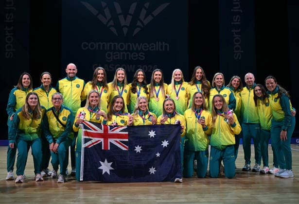COM26 NETBALL, Bronze medalists Team Australia are seen during the Netball medal ceremony following their win against England during the Glasgow 2026 Commonwealth Games at The Hydro in Glasgow, Scotland, Sunday, August 2, 2026. ( NO ARCHIVING, EDITORIAL USE ONLY Glasgow Scotland United Kingdom  Copyright: xLUKASxCOCHx 20260803196226702740