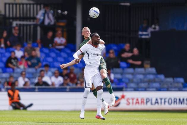LUTON , 02-08-2026 , Kenilworth Road , season 2026 2027 , Dutch Pre-season football . friendly match between Luton Town and Go Ahead Eagles, final result 0-1, GA Eagles player Joris Kramer Luton FC player Devante Cole Luton Town - Go Ahead Eagles (friendly)  x205405317x Copyright: