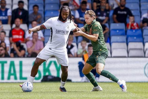 LUTON , 02-08-2026 , Kenilworth Road , season 2026 2027 , Dutch Pre-season football . friendly match between Luton Town and Go Ahead Eagles, final result 0-1, Luton FC player Kasey Polner GA Eagles player Evert Linthorst Luton Town - Go Ahead Eagles (friendly)  x205405319x Copyright: