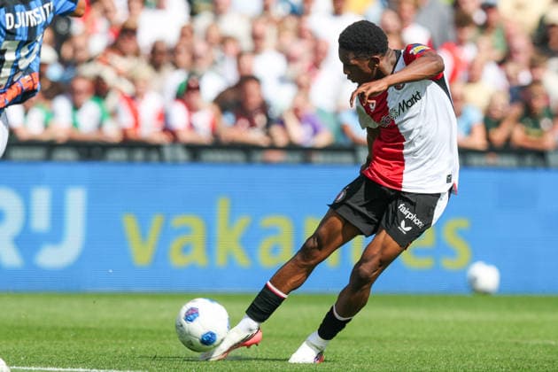 2026-08-02 Feyenoord v Atalanta Bergamo - Pre Season Friendly ROTTERDAM, NETHERLANDS - AUGUST 2: Givairo Read of Feyenoord shoots the ball during the Pre Season Friendly match between Feyenoord and Atalanta Bergamo at Stadion Feijenoord on August 2, 2026 in Rotterdam, Netherlands. Rotterdam Stadion Feijenoord Netherlands Content not available for redistribution in The Netherlands directly or indirectly through any third parties. Copyright: xHansxvanxderxValkx