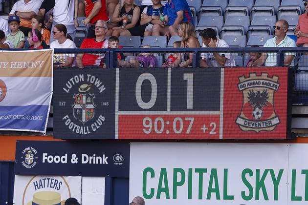 LUTON , 02-08-2026 , Kenilworth Road , season 2026 2027 , Dutch Pre-season football . friendly match between Luton Town and Go Ahead Eagles, final result 0-1, final score Luton Town - Go Ahead Eagles (friendly)  x205405981x Copyright: