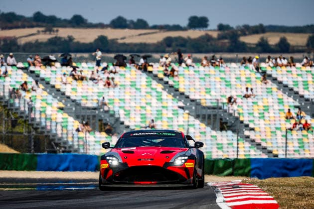 AUTO - CHAMPIONNAT DE FRANCE FFSA GT 2026 - MAGNY-COURS 07 WEST Grant (USA), Alex Bachoura (USA), Mirage Racing, Aston Martin Vantage AMR GT4 EVO, action during the 4th round of the Championnat de France FFSA GT 2026, from July 31 to August 2, 2026 on the Circuit de Nevers Magny-Cours, in Magny-Cours, France -  Copyright: xGREGORYxLENORMANDx