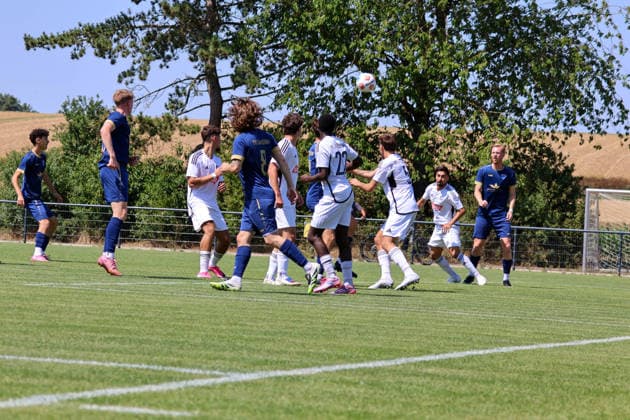 Benefizspiel. Darmsheim, Fußball, Sindelfingen Eibner-Pressefoto Noah Schubert Benefizspiel. Darmsheim, Fußball, Sindelfingen Darmsheim *** Darmsheim Charity Match, Soccer, Sindelfingen Eibner Press Photo Noah Schubert Darmsheim Charity Match, Soccer, Sindelfingen Darmsheim Copyright: xEibner-Pressefotox NoahxSchubertx EP_hec