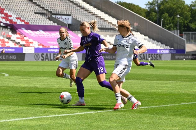Anna Wirnsberger 2. Bundesliga Frauen SGS Essen Eintracht Frankfurt II 02.08.2026 Anna Wirnsberger (SGS Essen), 2. Bundesliga der Frauen, 01. Spieltag, SGS Essen gegen Eintracht Frankfurt II am 02. August 2026 im Stadion an der Hafenstraße, Essen. Endstand 3:1, vor 1.021 Zuschauern *** Anna Wirnsberger, Women s 2. Bundesliga: SGS Essen vs. Eintracht Frankfurt II, August 2, 2026; Anna Wirnsberger, SGS Essen, Women s 2. Bundesliga, Matchday 1, SGS Essen vs. Eintracht Frankfurt II on August 2, 2026, at the Stadion an der Hafenstraße in Essen. Final score: 3–1, in front of 1,021 spectators