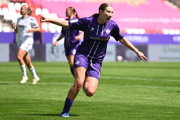 Laura Bröring 2. Bundesliga Frauen SGS Essen Eintracht Frankfurt II 02.08.2026 Torjubel von Laura Bröring (SGS Essen), 2. Bundesliga der Frauen, 01. Spieltag, SGS Essen gegen Eintracht Frankfurt II am 02. August 2026 im Stadion an der Hafenstraße, Essen. Endstand 3:1, vor 1.021 Zuschauern *** Laura Bröring, Women s 2. Bundesliga: SGS Essen vs. Eintracht Frankfurt II, August 2, 2026. Laura Bröring of SGS Essen celebrates a goal, Women s 2. Bundesliga, Matchday 1, SGS Essen vs. Eintracht Frankfurt II on August 2, 2026, at the Stadion an der Hafenstraße in Essen. Final score: 3–1, in front of 1,021 spectators