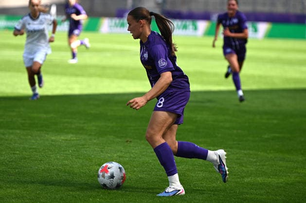 Antonia Baaß 2. Bundesliga Frauen SGS Essen Eintracht Frankfurt II 02.08.2026 Antonia Baaß (SGS Essen), 2. Bundesliga der Frauen, 01. Spieltag, SGS Essen gegen Eintracht Frankfurt II am 02. August 2026 im Stadion an der Hafenstraße, Essen. Endstand 3:1, vor 1.021 Zuschauern *** Antonia Baaß, Women s 2. Bundesliga: SGS Essen vs. Eintracht Frankfurt II, August 2, 2026; Antonia Baaß, SGS Essen, Women s 2. Bundesliga, Matchday 1, SGS Essen vs. Eintracht Frankfurt II on August 2, 2026, at the Stadion an der Hafenstraße in Essen; final score 3–1, in front of 1,021 spectators