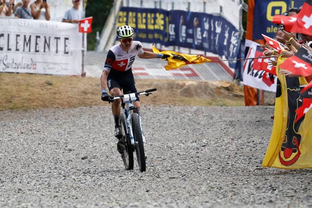 02.08.2026, Monteceneri, Monte Ceneri, 2026 UEC MTB European Championship, EM, Europameisterschaft XCO Men Elite s Final (cross country olympic) Fabio Püntener 1 (SUI) arriving in third position Monteceneri Monte Ceneri Ticino Switzerland *** August 2, 2026, Monteceneri, Monte Ceneri, 2026 UEC MTB European Championship XCO Men s Elite Final, Cross Country Olympic: Fabio Püntener (1, SUI) finishes in third place in Monteceneri, Monte Ceneri, Ticino, Switzerland Copyright: xJustPictures.ch FrancescoxMinghettix jp-en-FrMi-_NG_2585