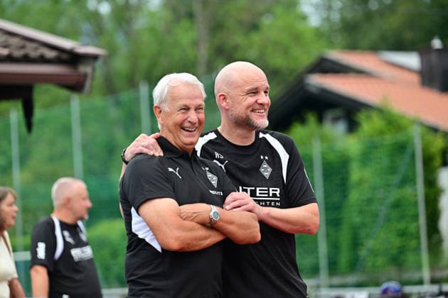 02.08.2026; Rottach-Egern; Fussball, Herren, Saison 2026 2027, Trainingslager Borussia Moenchengladbach Haben Spass v. li. Rainer Bonhof (Praesident Gladbach), Rouven Schroeder (Head of Sports, Gladbach) DFL regulations prohibit any use of photographs as image sequences and or quasi-video. Stadion Am Birkenmoos Bayern Deutschland *** August 2, 2026 Rottach Egern Soccer, Men s, 2026–2027 season, Borussia Mönchengladbach training camp. Having fun with Rainer Bonhof, President of Gladbach, and Rouven Schröder, Head of Sports at Gladbach. DFL regulations prohibit any use of photographs as image sequences and or quasi-video. Am Birkenmoos Stadium, Bavaria, Germany